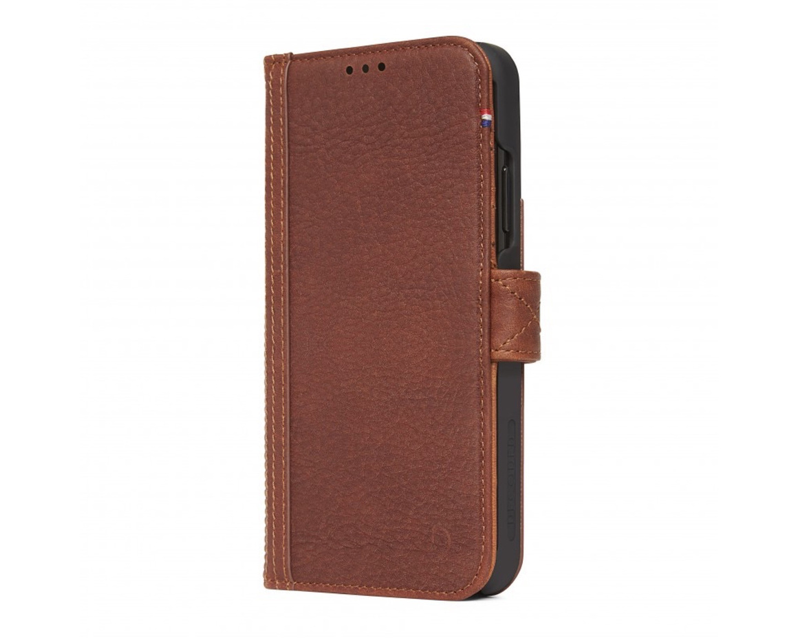 Decoded - Leather Card Wallet Case Magnet för iPhone XR - Brun